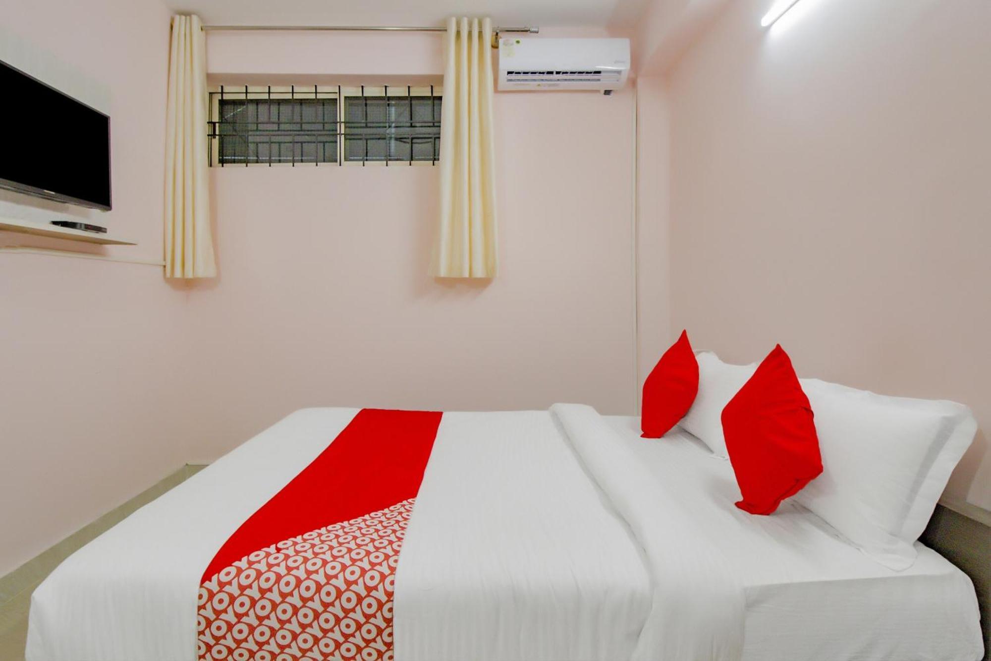 بنغالور Oyo 79181 Sri Dhanalakshmi Boarding & Lodging المظهر الخارجي الصورة